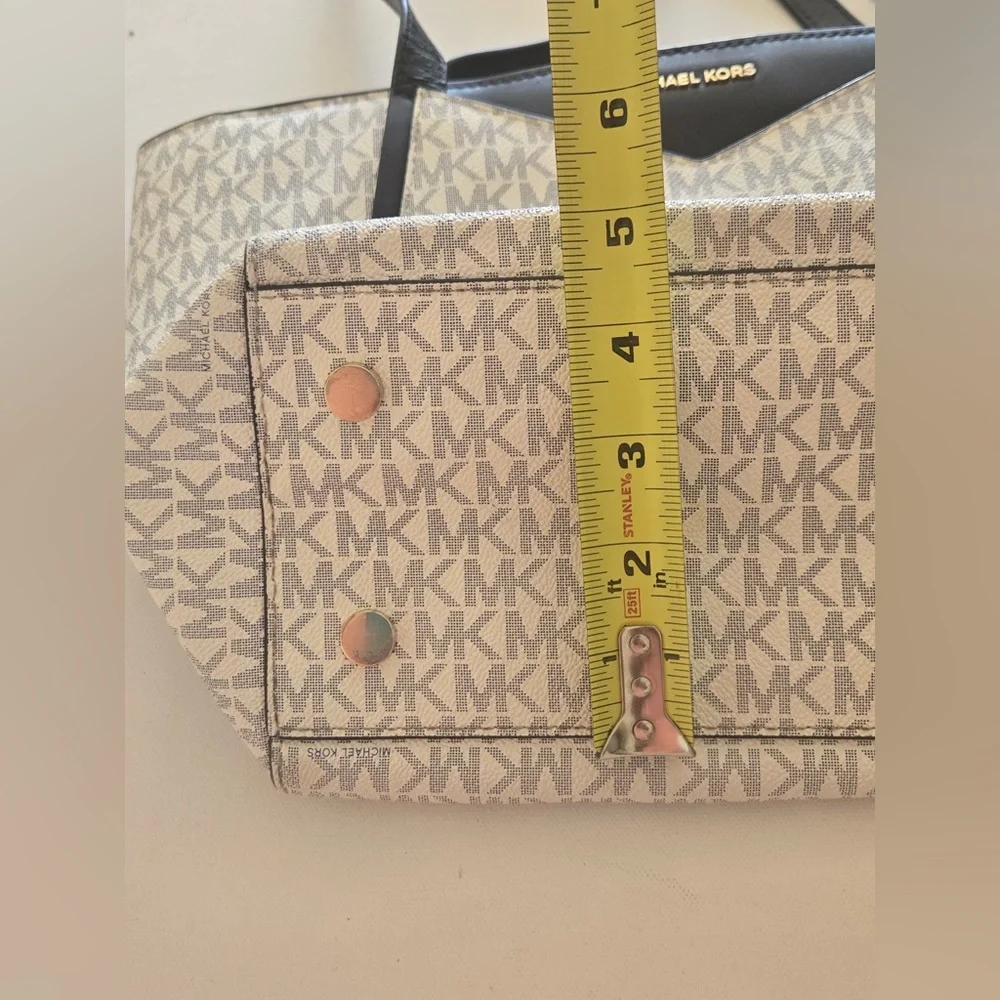 Michael Kors Jet Set MK Signature Vanilla Tote Bag Black Trim Shoulder Bag - Picture 5 of 15